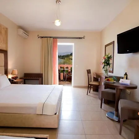 ιρισ/iris Aparthotel *
