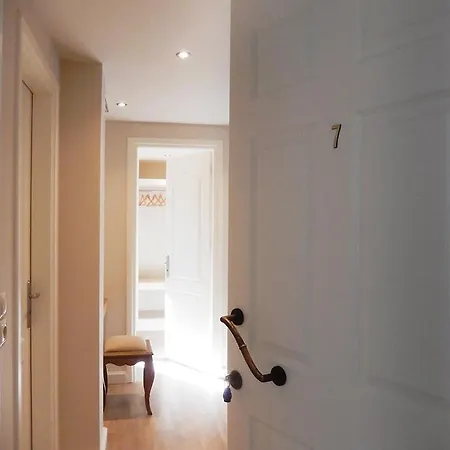 ιρισ/iris Aparthotel