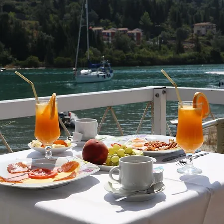 ιρισ/iris Aparthotel Nydri (Lefkada)